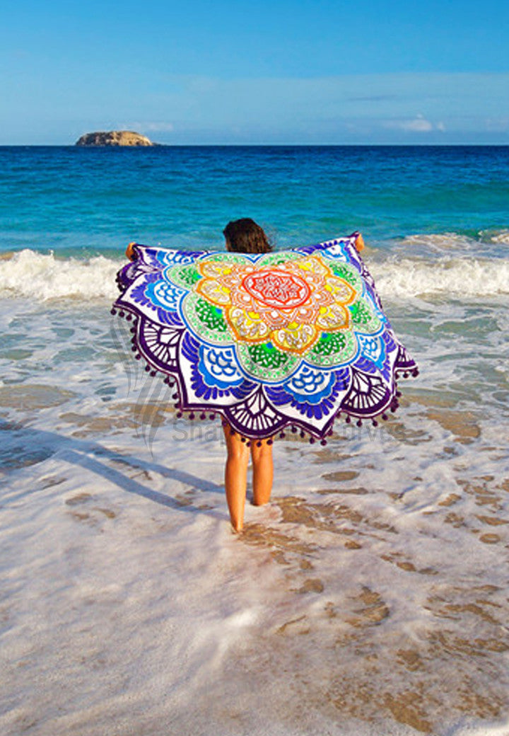 COLORFUL LOTUS BEACH MAT WITH POM POMS